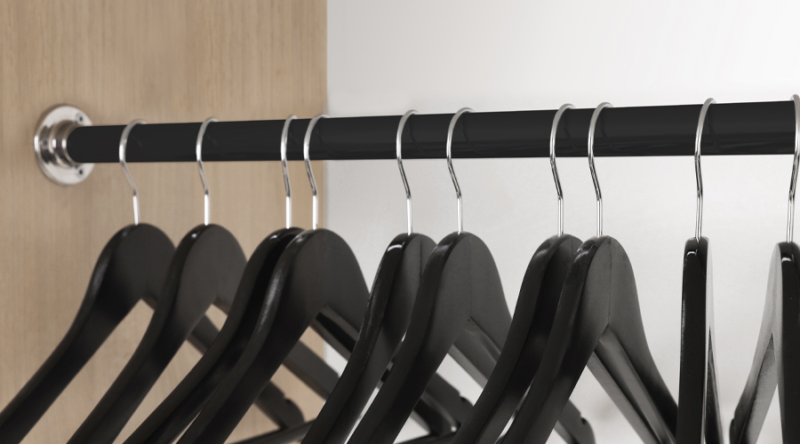 Handy Home, La primera línea de productos de Handy Home fue Tubos y accesorios para closet, posteriormente se empiezan a comercializar Herrajes para muebles, una línea extensa que ha ido abarcando productos como Correderas para cajón, bisagras para muebles, rodajas, accesorios diversos y últimamente accesorios de cocina y patas para sofá; además de también comercializar Jaladeras y Botones con diseños y materiales diversos para todo tipo de gustos decorativos y funcionales para gabinetes y cajones. - TUBO PARA CLÓSET