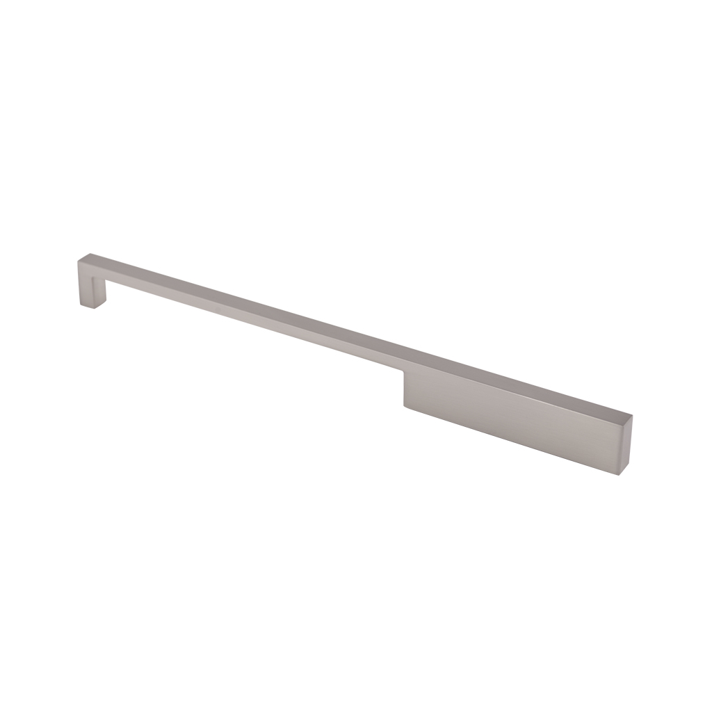 JALADERA CONTEMPORÁNEA PARA MUEBLE 3796 - 3797 - 3798 - Handy Home - Handy home ofrece una gama extensa de herrajes, Jaladeras y Accesorios para mueble de madera, diseñados con la más alta calidad y precio accesible. Contamos con gran variedad de herrajes para cocina y gabinetes entre los que se encuentras correderas para cajón, bisagras bidimensionales y Jaladeras para mueble, fabricadas con variedad de materiales de alta calidad como acero inoxidable, acero galvanizado, zamac, aluminio, nylon etc. Que darán un toque moderno y una decoración única a tus muebles. Contamos con toda una línea completa de accesorios para closet que van desde el tubo, rodamientos, colgador de ganchos hasta tornillos para madera que te ayudaran a la fijación y soporte que necesitan tus puertas y muebles.