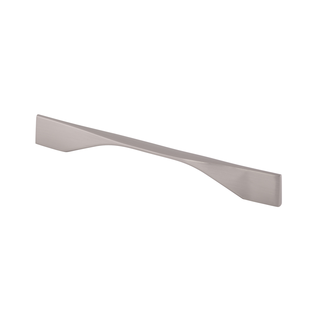 JALADERA CONTEMPORÁNEA PARA MUEBLE 3976 - Handy Home - Handy home ofrece una gama extensa de herrajes, Jaladeras y Accesorios para mueble de madera, diseñados con la más alta calidad y precio accesible. Contamos con gran variedad de herrajes para cocina y gabinetes entre los que se encuentras correderas para cajón, bisagras bidimensionales y Jaladeras para mueble, fabricadas con variedad de materiales de alta calidad como acero inoxidable, acero galvanizado, zamac, aluminio, nylon etc. Que darán un toque moderno y una decoración única a tus muebles. Contamos con toda una línea completa de accesorios para closet que van desde el tubo, rodamientos, colgador de ganchos hasta tornillos para madera que te ayudaran a la fijación y soporte que necesitan tus puertas y muebles.
