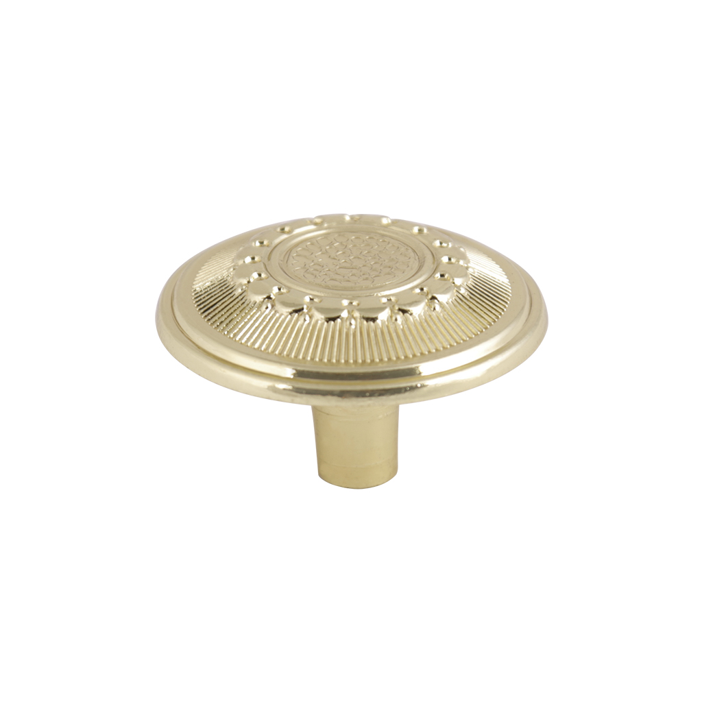 BOTÓN TRADICIONAL PARA MUEBLE 3824 - 3825 - Handy Home - Handy home ofrece una gama extensa de herrajes, Jaladeras y Accesorios para mueble de madera, diseñados con la más alta calidad y precio accesible. Contamos con gran variedad de herrajes para cocina y gabinetes entre los que se encuentras correderas para cajón, bisagras bidimensionales y Jaladeras para mueble, fabricadas con variedad de materiales de alta calidad como acero inoxidable, acero galvanizado, zamac, aluminio, nylon etc. Que darán un toque moderno y una decoración única a tus muebles. Contamos con toda una línea completa de accesorios para closet que van desde el tubo, rodamientos, colgador de ganchos hasta tornillos para madera que te ayudaran a la fijación y soporte que necesitan tus puertas y muebles.