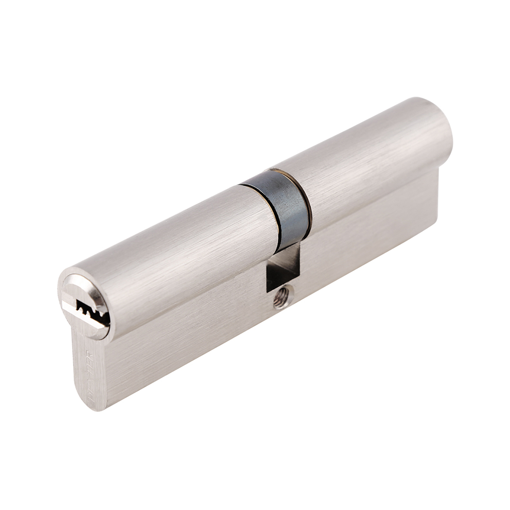 CILINDRO DELUXE INDIVIDUAL FUNCIÓN LLAVE - LLAVE DE ALTA SEGURIDAD - Dexter - Marca mexicana líder en el mercado ferretero ofreciendo cerraduras, bisagras, candados y accesorios para puerta y mueble, brindando gran confianza a nuestros clientes con sus productos de la más alta calidad, buen precio, mayor durabilidad y mejor funcionamiento, manejando materiales de fabricación como Latón, Acero inoxidable, Aluminio etc. Proporcionando mayor seguridad y confianza en la protección de tu hogar, oficina, negocio o cualquier tipo de espacio. Nuestros productos manejan gran variedad de acabados como: Níquel Satinado, Latón Antiguo, Latón Brillante, Blanco, ADK, Negro, Beige entre otros. Con variedad de mecanismos de instalación y tipos de llave.