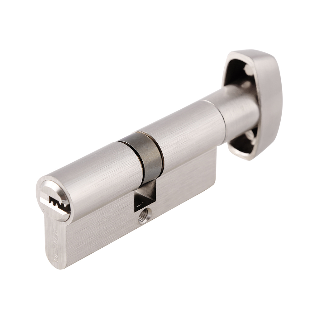 CILINDRO DELUXE INDIVIDUAL FUNCIÓN LLAVE DE ALTA SEGURIDAD - MARIPOSA - Dexter - Marca mexicana líder en el mercado ferretero ofreciendo cerraduras, bisagras, candados y accesorios para puerta y mueble, brindando gran confianza a nuestros clientes con sus productos de la más alta calidad, buen precio, mayor durabilidad y mejor funcionamiento, manejando materiales de fabricación como Latón, Acero inoxidable, Aluminio etc. Proporcionando mayor seguridad y confianza en la protección de tu hogar, oficina, negocio o cualquier tipo de espacio. Nuestros productos manejan gran variedad de acabados como: Níquel Satinado, Latón Antiguo, Latón Brillante, Blanco, ADK, Negro, Beige entre otros. Con variedad de mecanismos de instalación y tipos de llave.