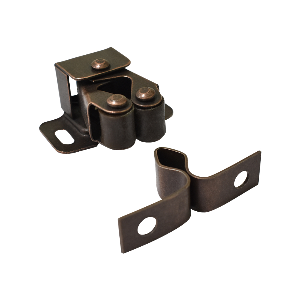 BROCHE PERICO PARA PUERTA - Handy Home - Handy home ofrece una gama extensa de herrajes, Jaladeras y Accesorios para mueble de madera, diseñados con la más alta calidad y precio accesible. Contamos con gran variedad de herrajes para cocina y gabinetes entre los que se encuentras correderas para cajón, bisagras bidimensionales y Jaladeras para mueble, fabricadas con variedad de materiales de alta calidad como acero inoxidable, acero galvanizado, zamac, aluminio, nylon etc. Que darán un toque moderno y una decoración única a tus muebles. Contamos con toda una línea completa de accesorios para closet que van desde el tubo, rodamientos, colgador de ganchos hasta tornillos para madera que te ayudaran a la fijación y soporte que necesitan tus puertas y muebles.