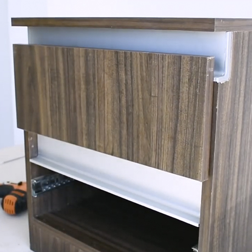 PERFIL GOLA C - Handy Home es una marca del grupo Chapa Industrias, S.A. de C.V. 
                                                                            compite fuertemente en el mercado de cerraduras, bisagras, candados y accesorios para puerta teniendo cede en Monterrey, N.L. desde 2004.
                                                                            La marca se desarrolla con la finalidad de dar a los clientes una opción segura, confiable, funcional, durable y diversa de artículos 
                                                                            relacionados con la protección de bienes inmuebles.